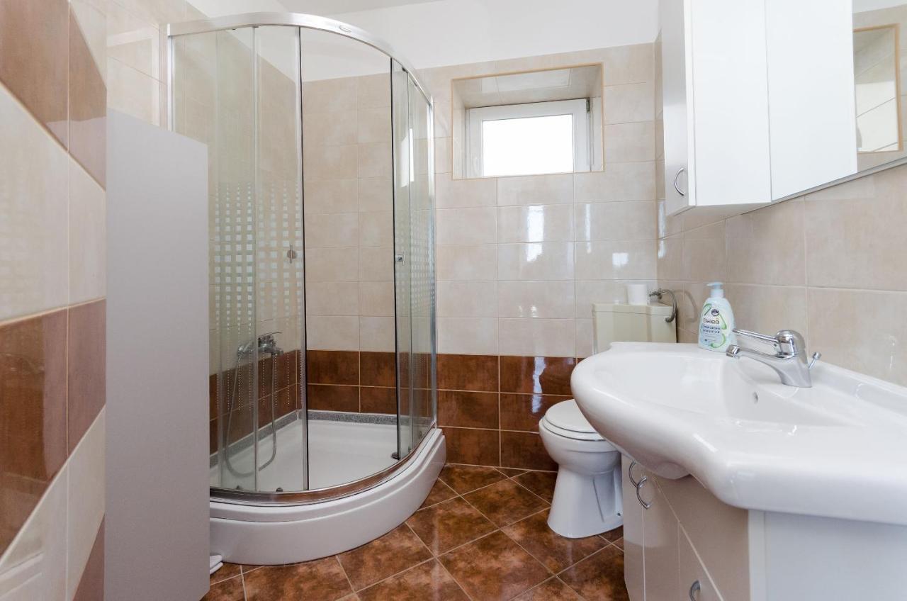 Apartment Goran Novi Vinodolski Buitenkant foto