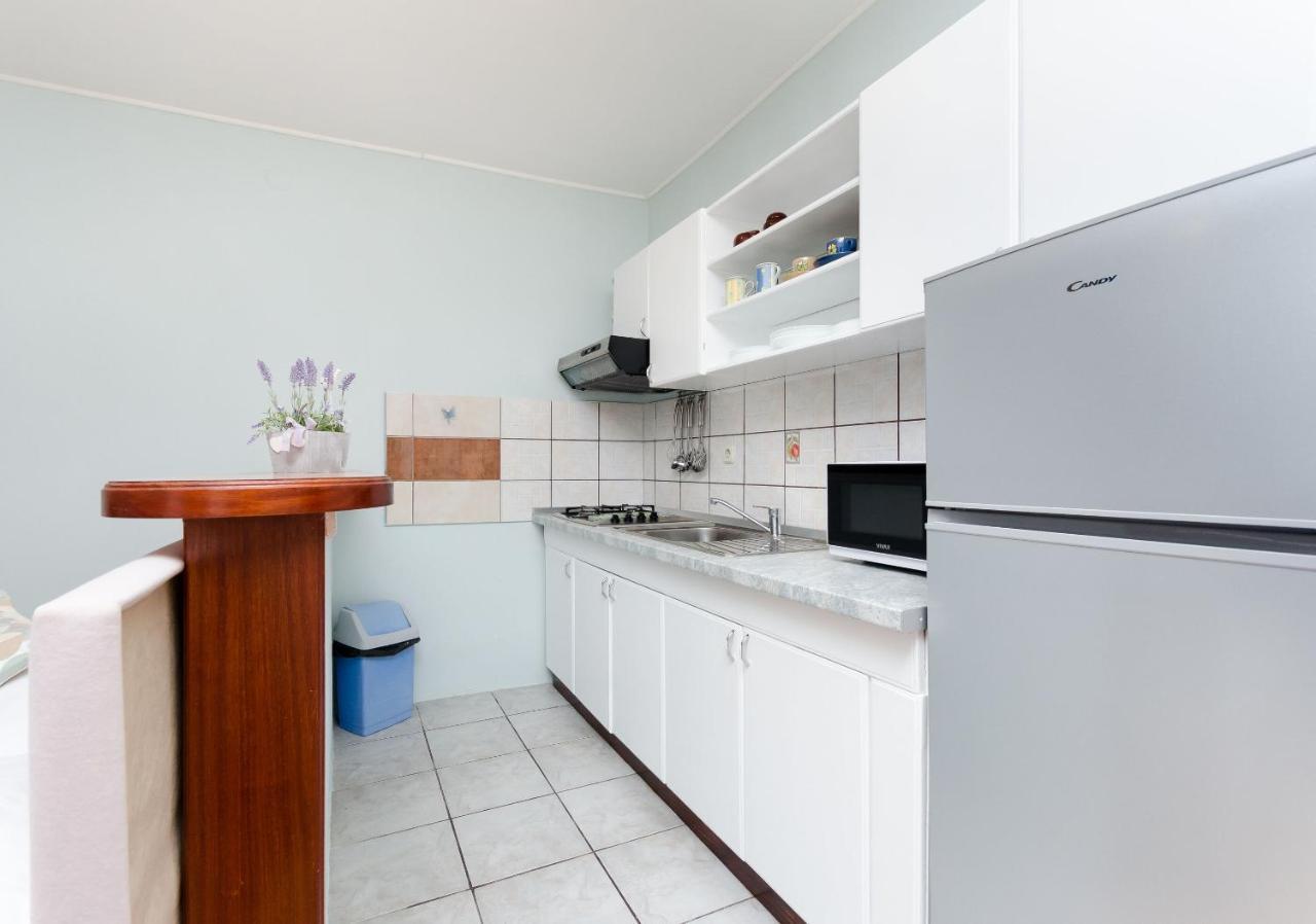 Apartment Goran Novi Vinodolski Buitenkant foto